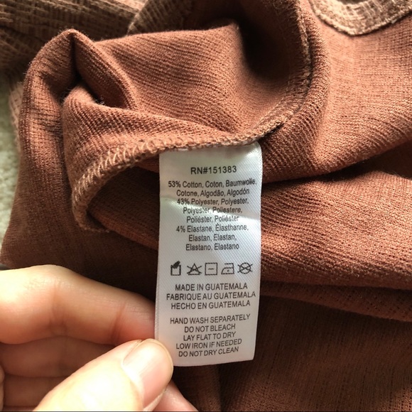 ANTHROPOLOGIE TIE BACK MOCK NECK TEXTURED BLOUSE - Picture 11 of 13